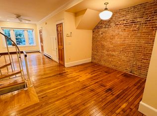 42 Bigelow St #1, Cambridge, MA 02139