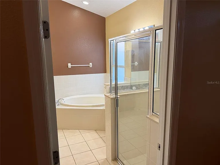 1754 Altavista Cir — Photo 30