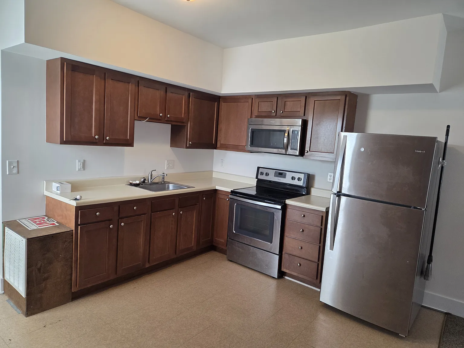 1 bed, 700 sqft, $1,450 — Photo 3