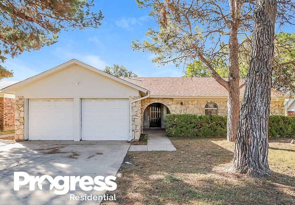 1st image of 605 Stallion Ln