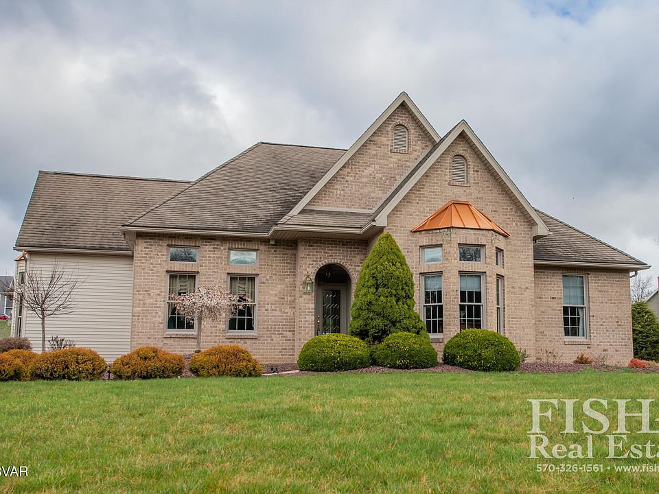 1st image of 1204 Hillsdale Dr