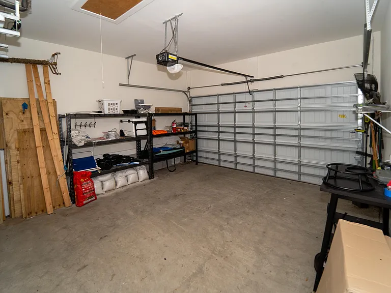 228 Herada St — Photo 23