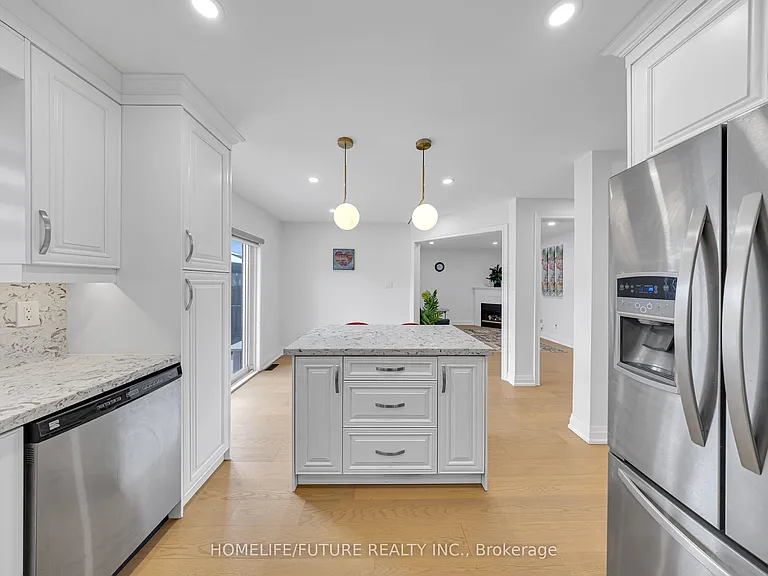 262 Helen Ave — Photo 37