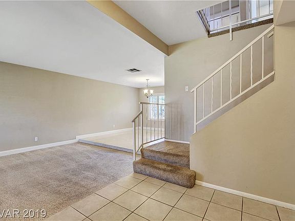 4th image of 1671 E Hacienda Ave
