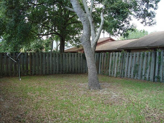 4th image of 35 5th Ave #35B