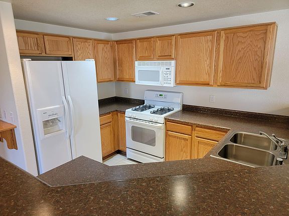 5th image of 6800 Vista Del Norte Dr NE #1622