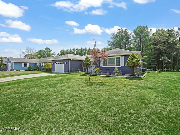 3rd image of 22 Elkton Court