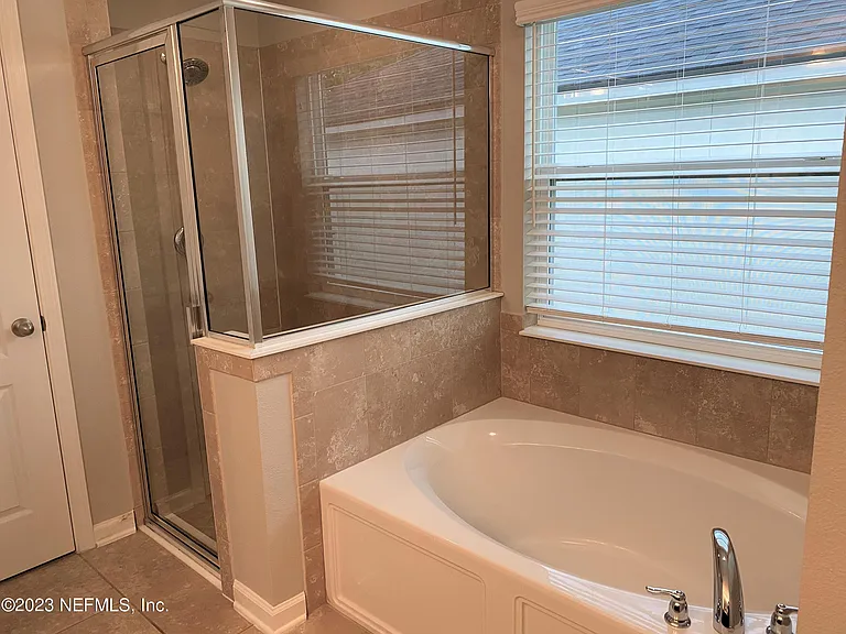 1892 High Prairie Ln — Photo 18