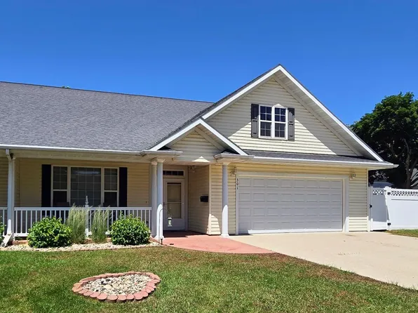 301 6th St SW, Pipestone, MN 56164