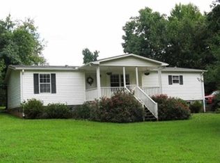 215 Brady Cir, Starr, SC 29684