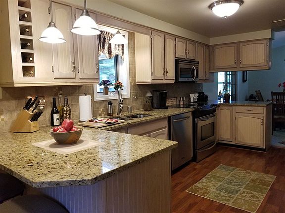 2nd image of 3413 Brenthill Dr