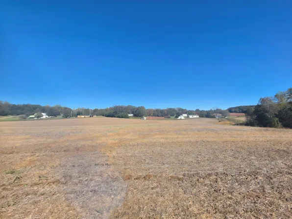 13B Petty Rd, Sparta, TN 38583