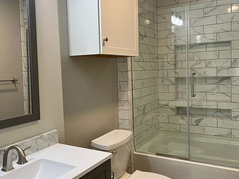 GHP 11-109 W Ormsby — Photo 13