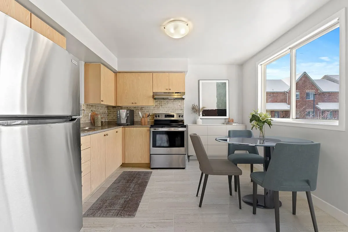 265 Lawrence Avenue Townhomes — Photo 1
