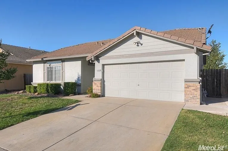 8466 Mountain Bell Dr photo 1