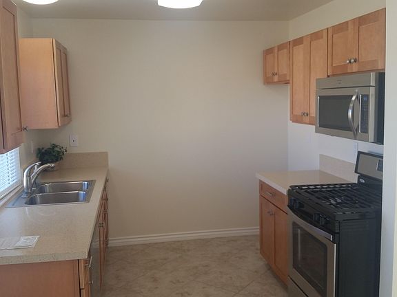 4th image of 5179 E Meadowview Dr
