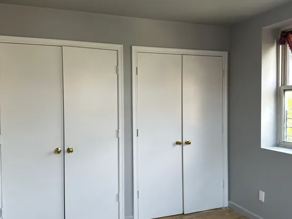 807 Barbey Street image 11 of 27