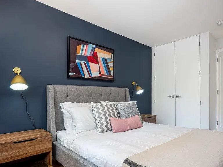 336 Harvard St #4 — Photo 5