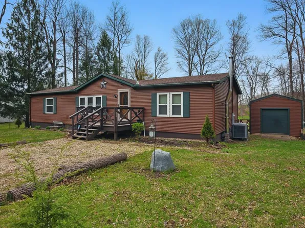 13445 Beaver Dr, Fredericktown, OH 43019