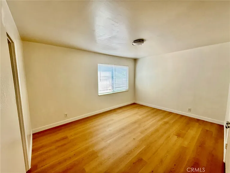 835 W Spruce St — Photo 16