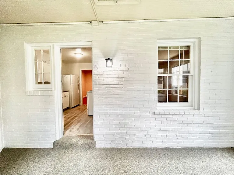 - 4534 Avondale Street — Photo 48