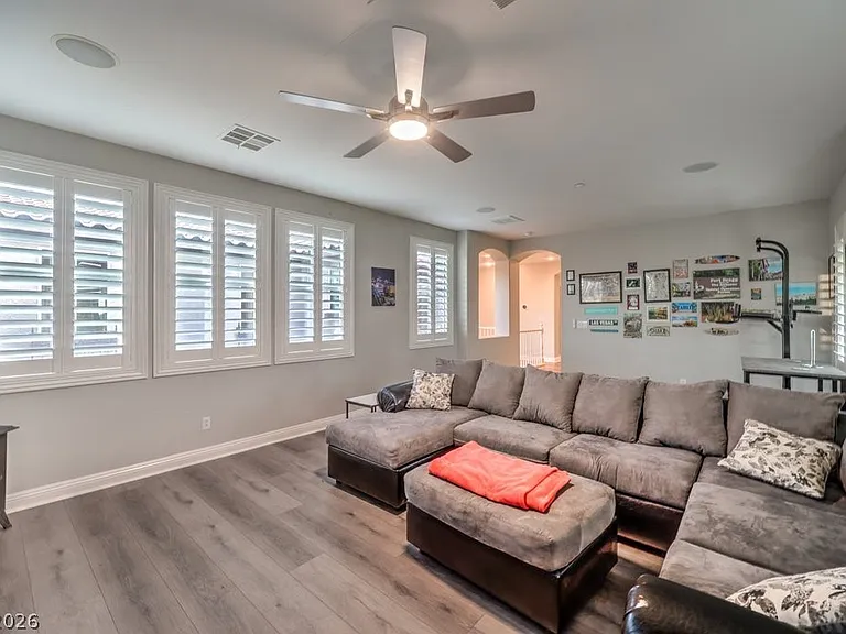 2849 Soaring Peak Ave — Photo 24