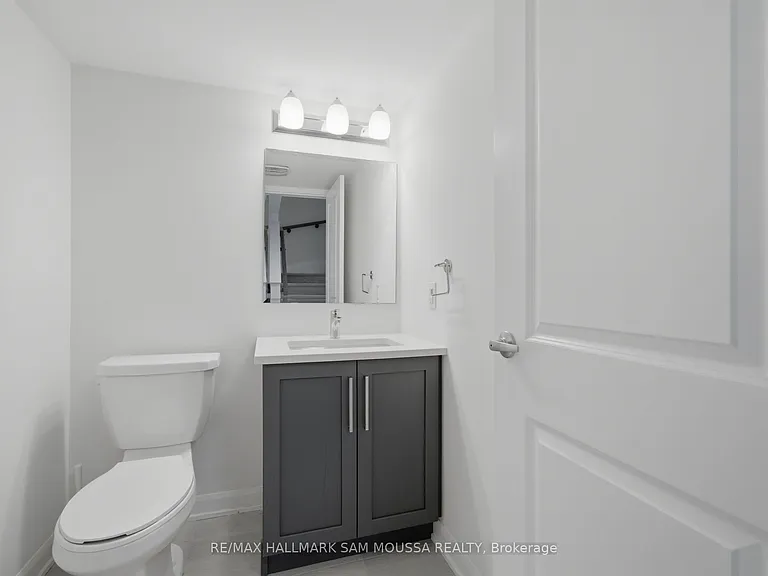302 Drumlish Ln — Photo 37