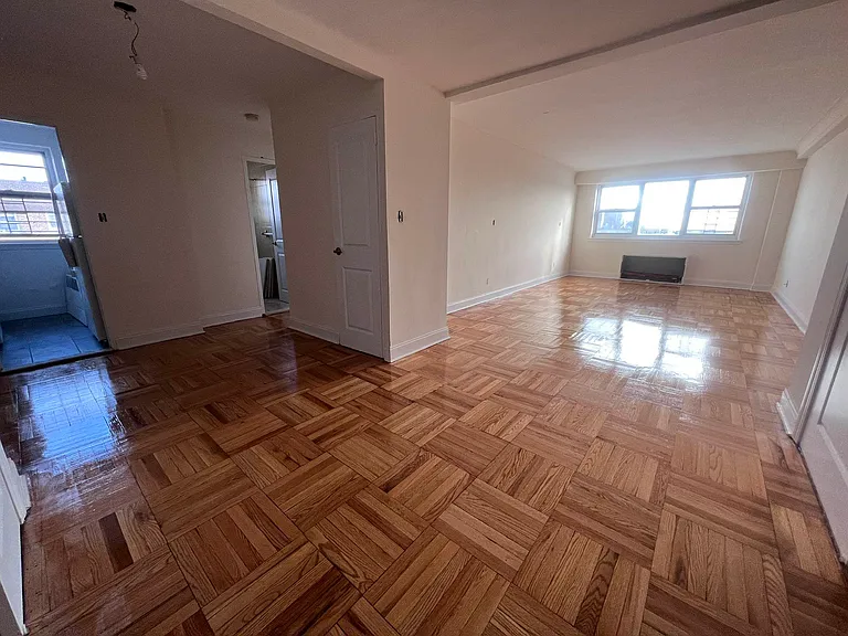 164-20 Highland Ave #4O — Photo 1