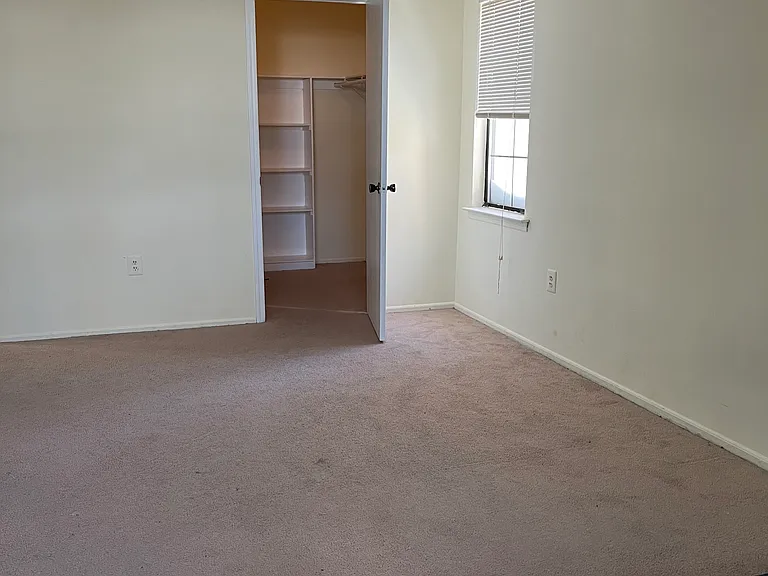 207 Green Hollow Dr #207 — Photo 12