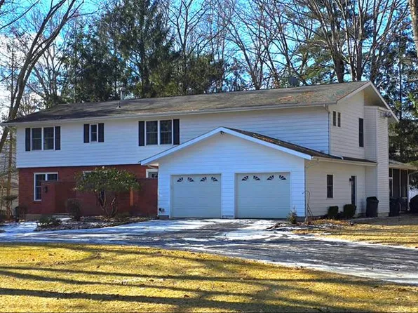 5 Chatfield Pl E, Painted Post, NY 14870