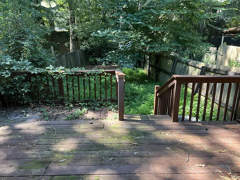 1907 Shenandoah Valley Ln SE — Photo 11