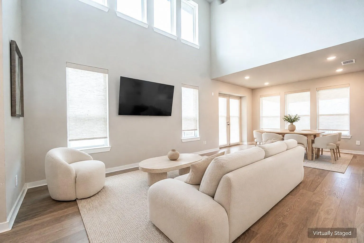 4 bed, 5.0 bath, 2537 sqft, $3,500 — Photo 4