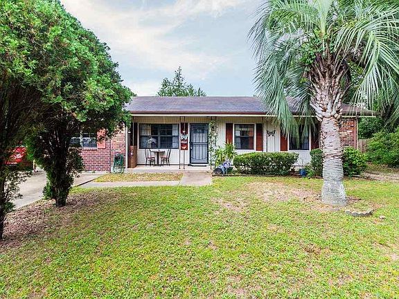 3rd image of 6 Belair Cir