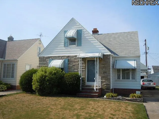 7602 Dorothy Ave photo 1