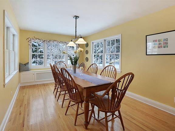 Large dining room!