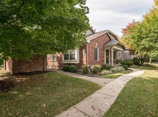 15829 Kersten Ridge Dr, Chesterfield, MO 63017