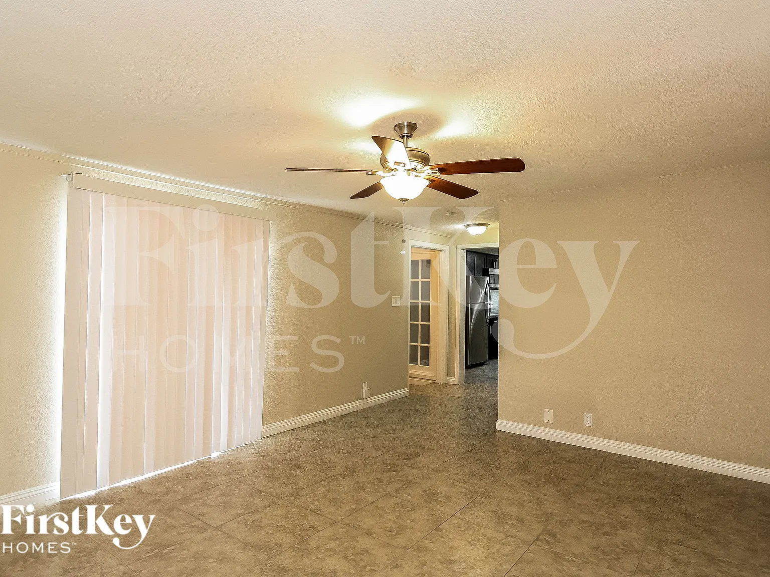 4 bed, 2.0 bath, 1789 sqft, $1,575 — Photo 2