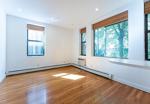 2nd image of 347 E 82nd St APT 203