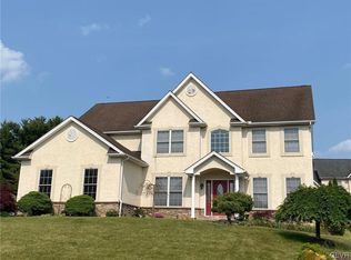 5139 Cassidy Dr N, Schnecksville, PA 18078