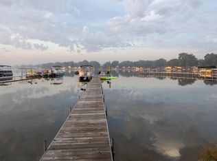 19475 Thompson Ln, Three Rivers, MI 49093