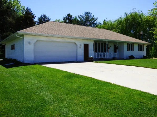 2119 Magy Ln, Green Bay, WI 54313