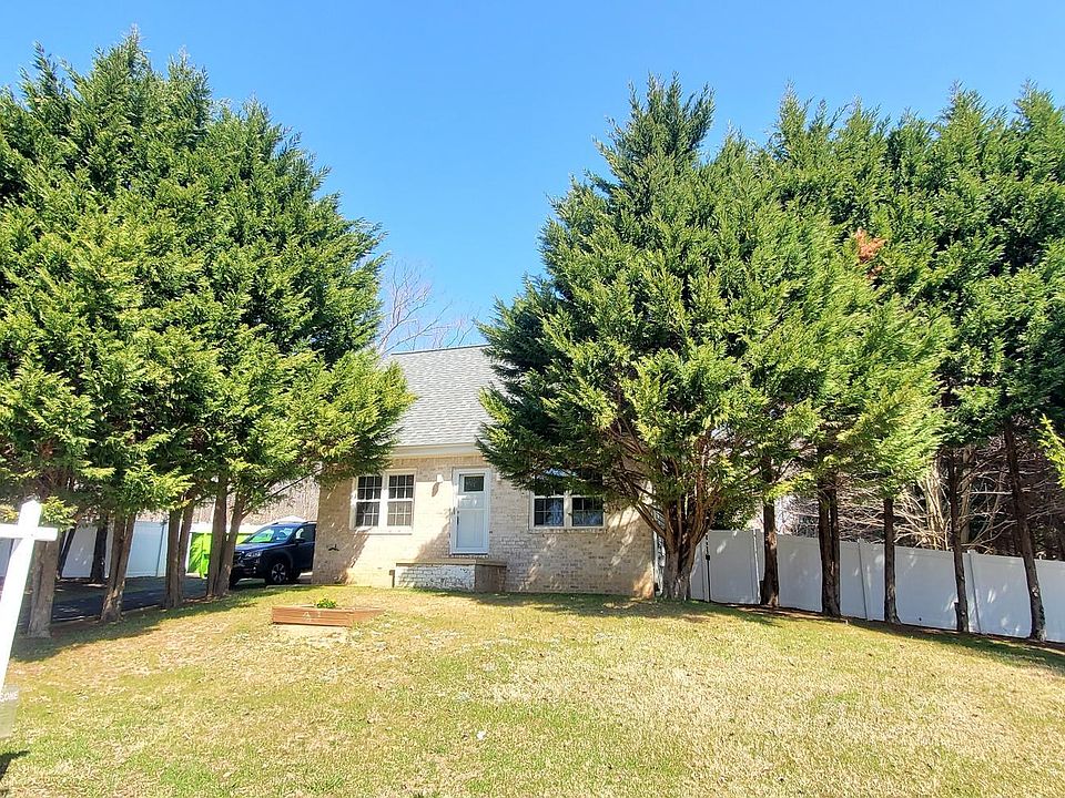 1st image of 29772 Overlook Ct