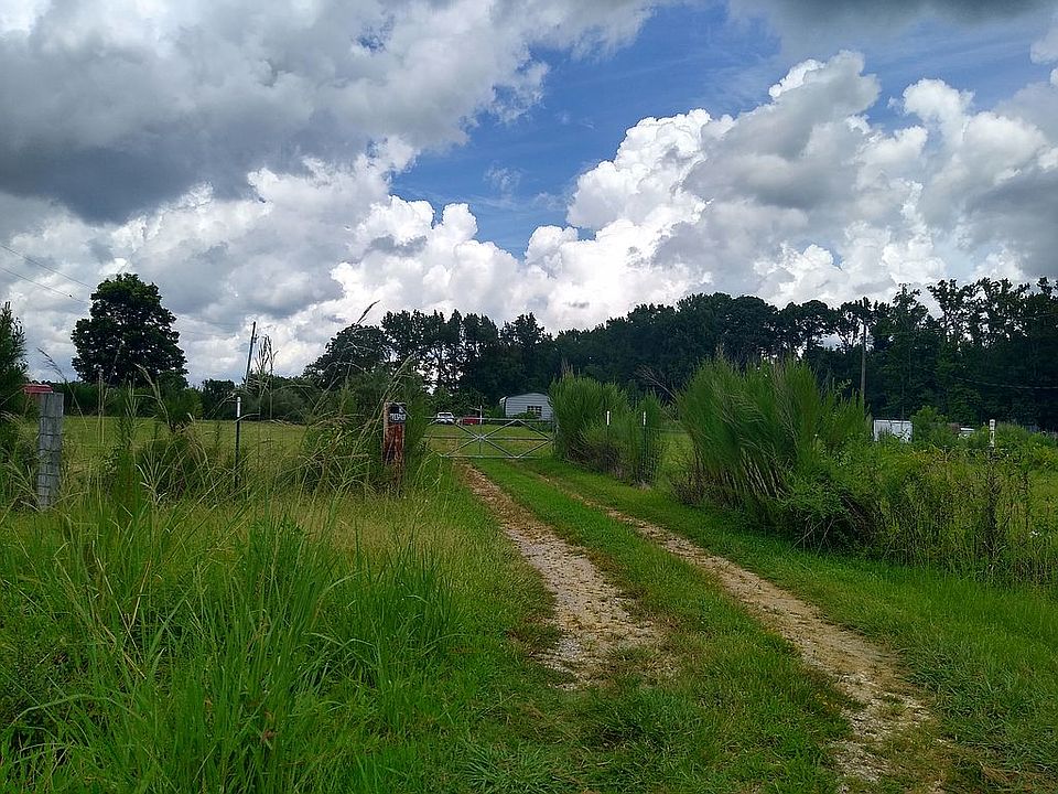 St. view to house & workshop