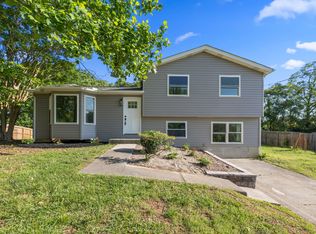 1226 Amber Meadows Cir, Knoxville, TN 37932