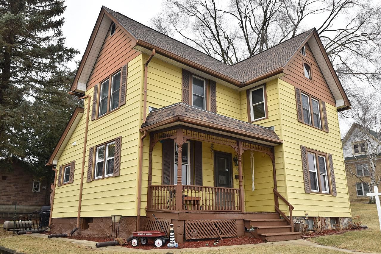 247 South Lake STREET, Hustisford, WI 53034 Zillow