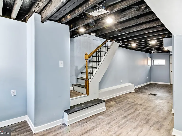 2420 S Lee St — Photo 25