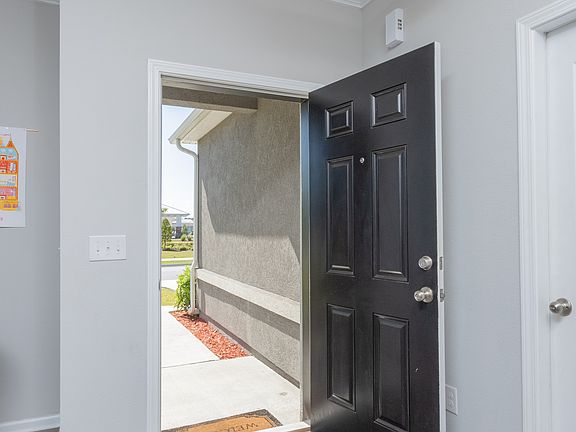 3rd image of 40 Little Owl Ln