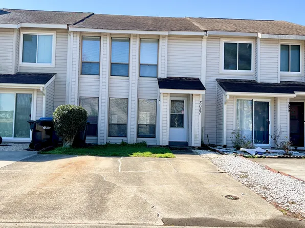 3657 Smokey Chamber Dr #1, Virginia Beach, VA 23462