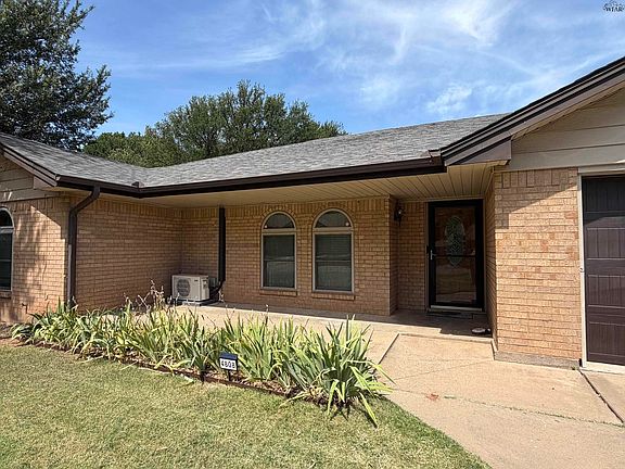 2nd image of 4808 Reginald Dr