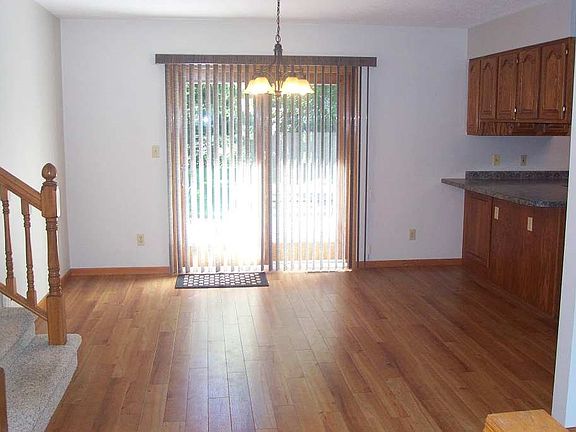 5th image of 904 SW Ballentine Road